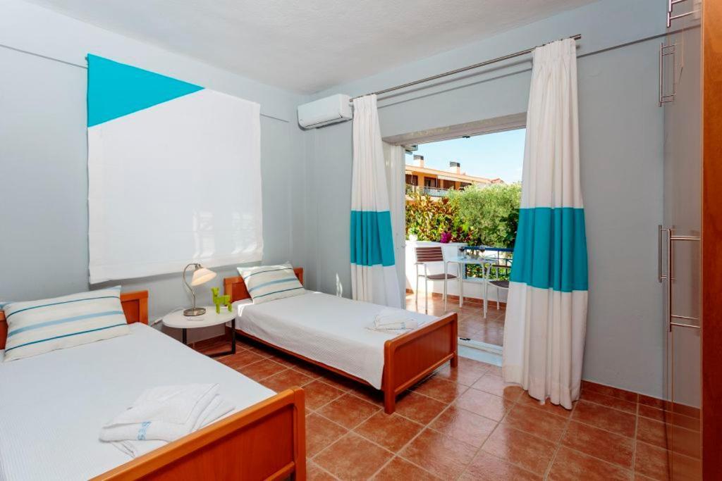 Gerakina Skala Holiday Houses Gerakini Ngoại thất bức ảnh